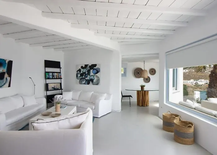 Marvelous 7 Bedroom Overlooking The Psarou Bay ヴィラ *