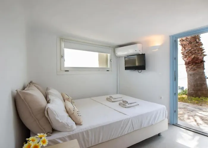 Marvelous 7 Bedroom Overlooking The Psarou Bay * プサロウ