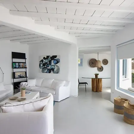 Marvelous 7 Bedroom Overlooking The Psarou Bay Βίλα *