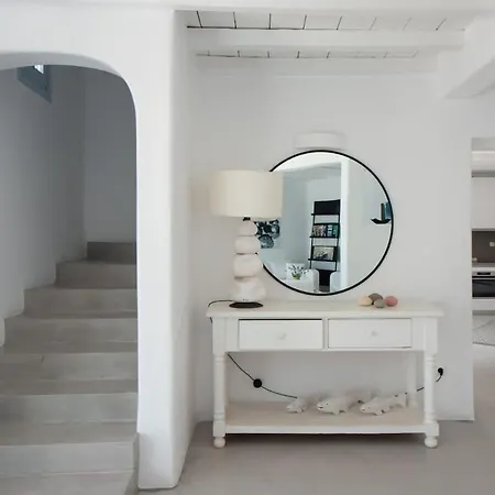 Marvelous 7 Bedroom Overlooking The Psarou Bay Βίλα Ψαρού