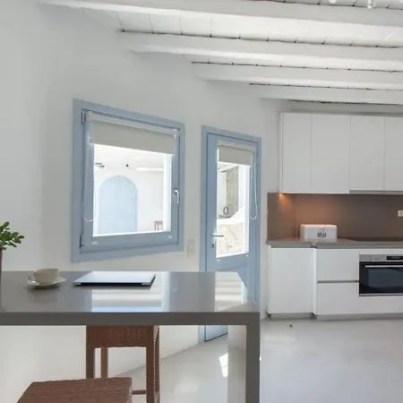 Marvelous 7 Bedroom Overlooking The Psarou Bay * Ψαρού