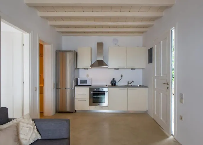 Marvelous 7 Bedroom Overlooking The Psarou Bay فيلة *