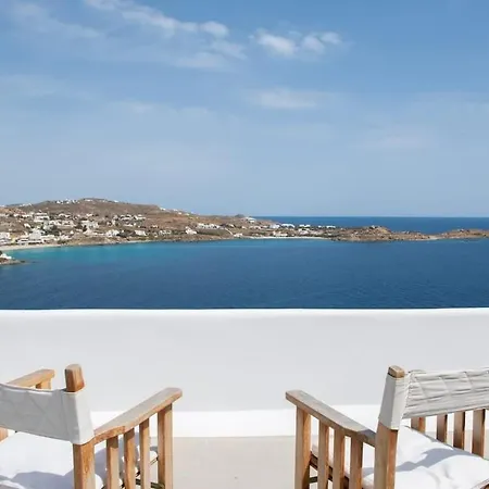 Marvelous 7 Bedroom Overlooking The Psarou Bay فيلة